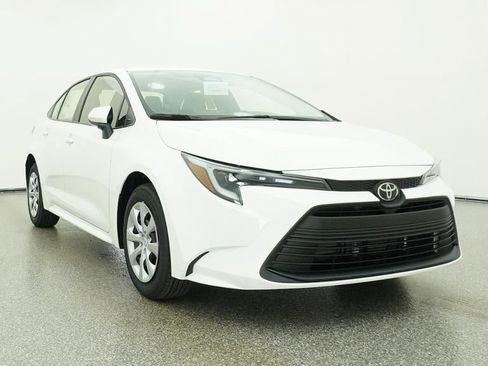 New 2026 Toyota Corolla LE FWD image 30