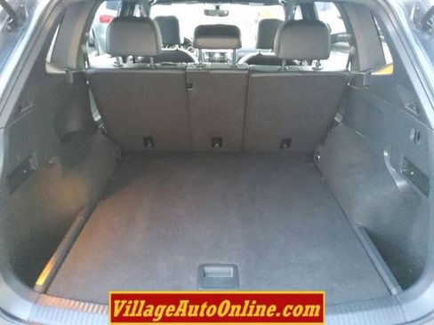 Used 2020 Volkswagen Tiguan SE R-Line image 29