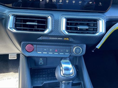 Used 2024 Ford Mustang GT Premium image 32