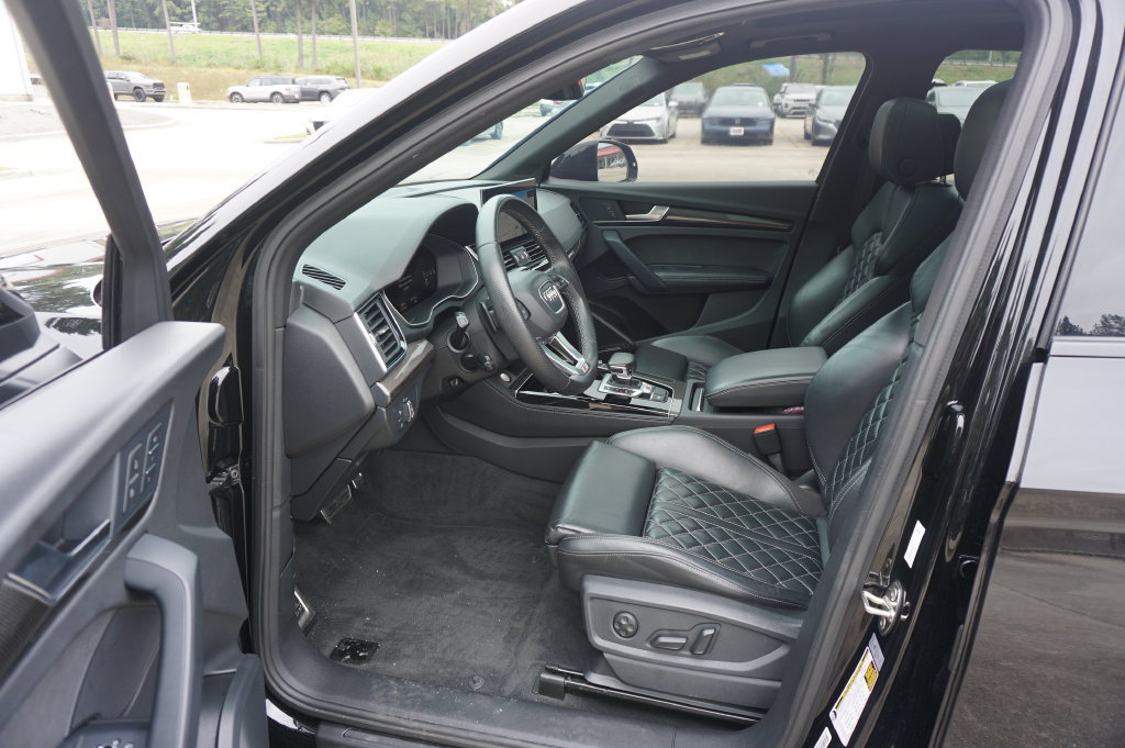 Used 2021 Audi SQ5 Premium Plus w/ Premium Plus Package AWD/4WD image 2