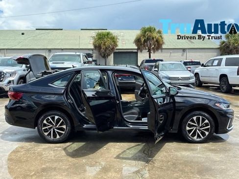 Used 2025 Volkswagen Jetta S FWD image 16