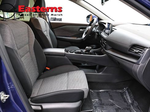 Used 2023 Nissan Rogue SV AWD/4WD image 24