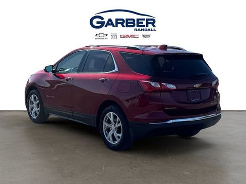 Used 2018 Chevrolet Equinox Premier image 3