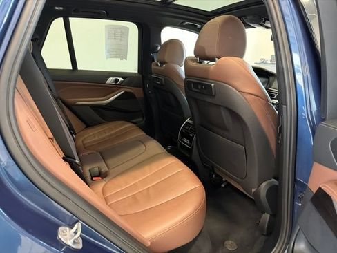 Used 2019 BMW X5 xDrive40i w/ Convenience Package AWD/4WD image 44