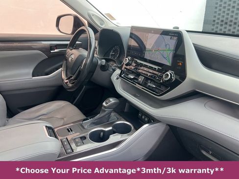 Used 2020 Toyota Highlander Platinum image 32