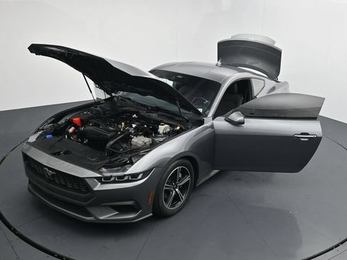 Used 2024 Ford Mustang Coupe RWD image 26