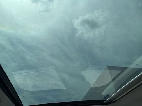 Used 2024 Volkswagen Jetta SE image 11