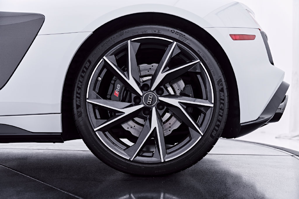 Used 2022 Audi R8 V10 performance w/ Carbon Exterior Package RWD image 42