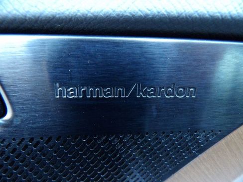 Certified 2023 Volvo XC90 B6 Plus w/ Protection Package image 14