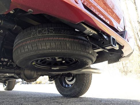 New 2026 GMC Canyon Elevation w/ Convenience Package image 39