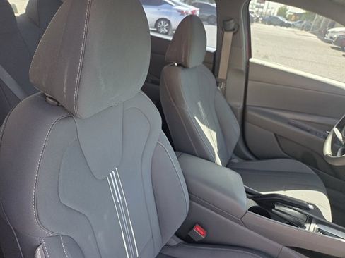 Used 2023 Hyundai Elantra SEL w/ Cargo Package FWD image 8