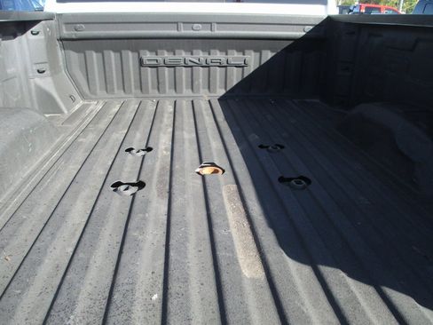 Used 2022 GMC Sierra 2500 Denali image 7