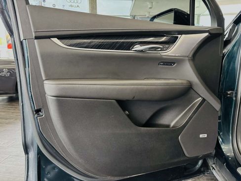 Used 2024 Cadillac XT6 Premium Luxury w/ Technology Package FWD image 35