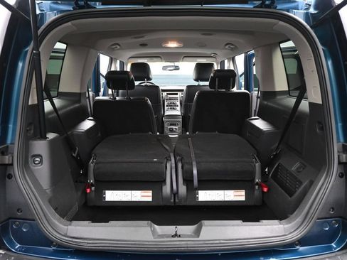 Used 2011 Ford Flex SEL FWD image 19