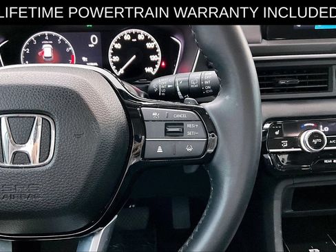 Used 2025 Honda Pilot EX-L image 27