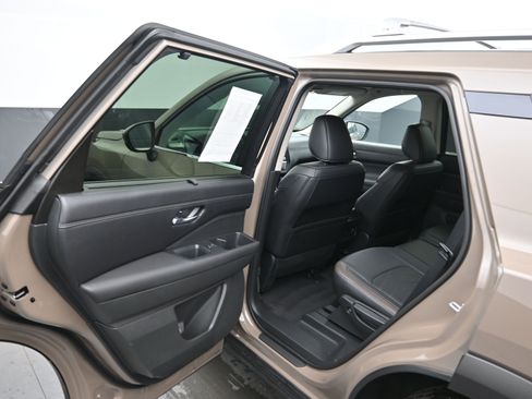 Certified 2024 Nissan Pathfinder Platinum w/ Cargo Package image 14