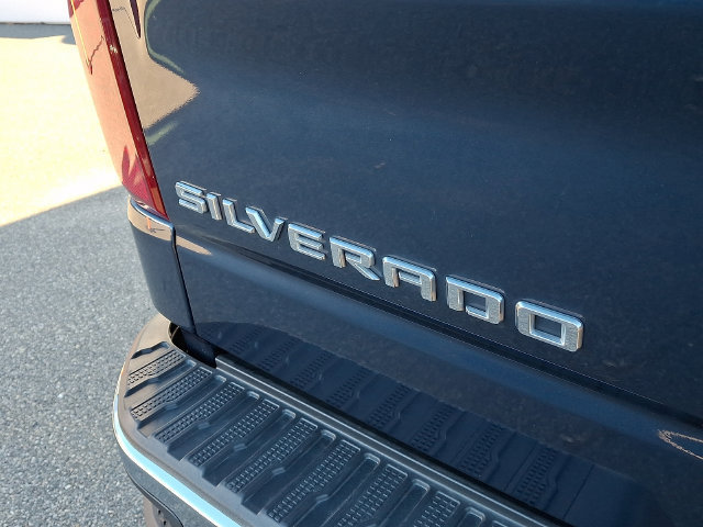 Used 2021 Chevrolet Silverado 1500 LT w/ Convenience Package II AWD/4WD image 43