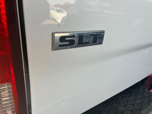 Used 2013 RAM 1500 Classic SLT RWD image 19