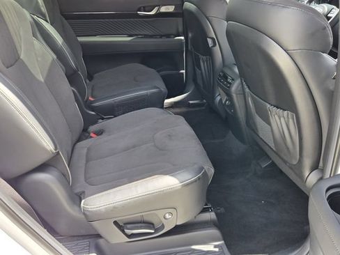 Certified 2025 Hyundai Palisade Calligraphy AWD/4WD image 15