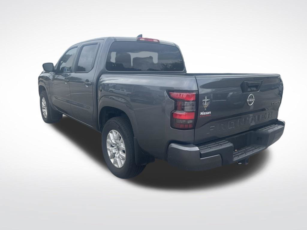 Used 2022 Nissan Frontier SV AWD/4WD image 4