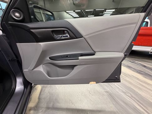 Used 2014 Honda Accord EX-L image 43