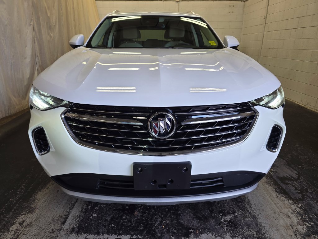 Used 2023 Buick Envision Essence AWD/4WD image 2