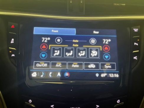 Used 2019 Cadillac XTS Platinum FWD image 31