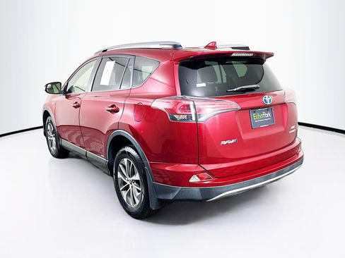 Used 2018 Toyota RAV4 XLE AWD/4WD image 5