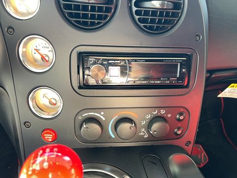 Used 2004 Dodge Viper SRT-10 image 18