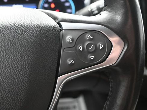 Used 2020 Chevrolet Traverse LT w/ LT Premium Package FWD image 26