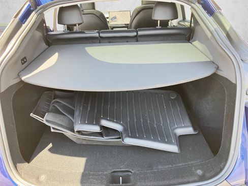 Used 2026 Tesla Model Y 2WD image 23