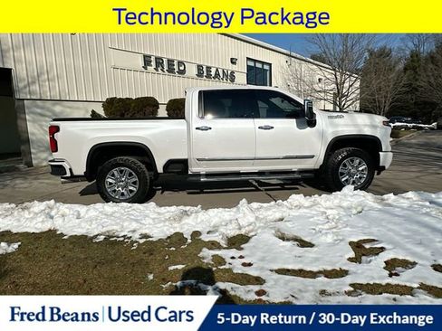 Used 2024 Chevrolet Silverado 2500 High Country w/ High Country Premium Package image 10