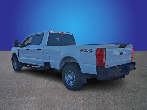 Used 2024 Ford F350 XL w/ FX4 Off-Road Package image 4
