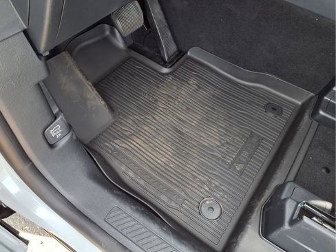 New 2026 Ford Explorer Active image 20