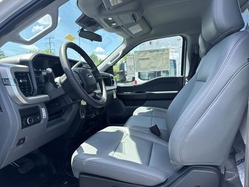 New 2025 Ford F550 4x4 Regular Cab Super Duty image 11