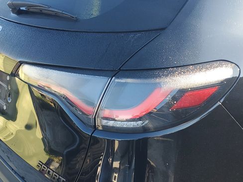 Used 2024 Honda HR-V Sport image 8