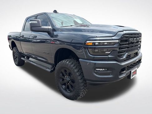 New 2026 RAM 2500 Laramie w/ Night Edition AWD/4WD image 7