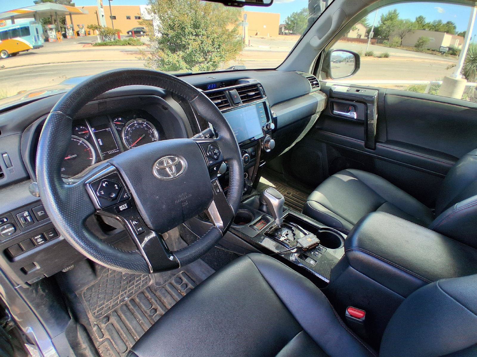 Used 2022 Toyota 4Runner TRD Off-Road Premium w/ Moonroof Package AWD/4WD image 15