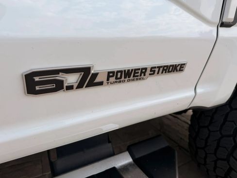 Used 2025 Ford F250 Lariat AWD/4WD image 16