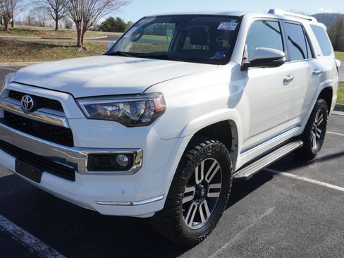 Used 2019 Toyota 4Runner Limited image 4