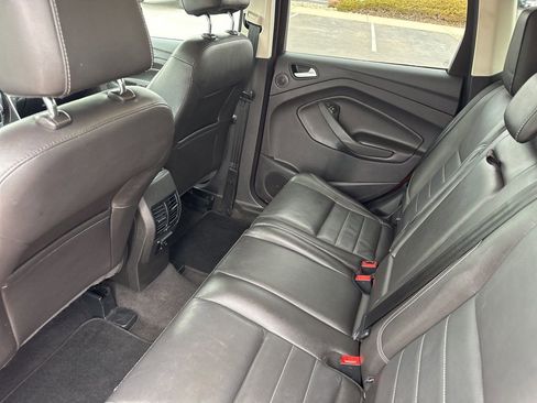 Used 2016 Ford Escape Titanium image 18