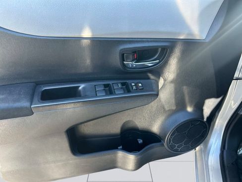 Used 2012 Toyota Yaris LE image 16