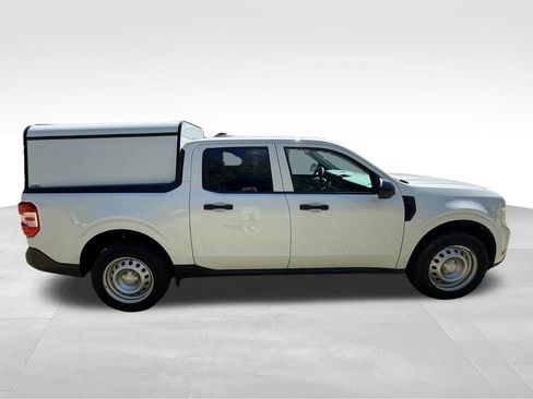 Used 2025 Ford Maverick XL w/ Equipment Group 102A AWD/4WD image 7