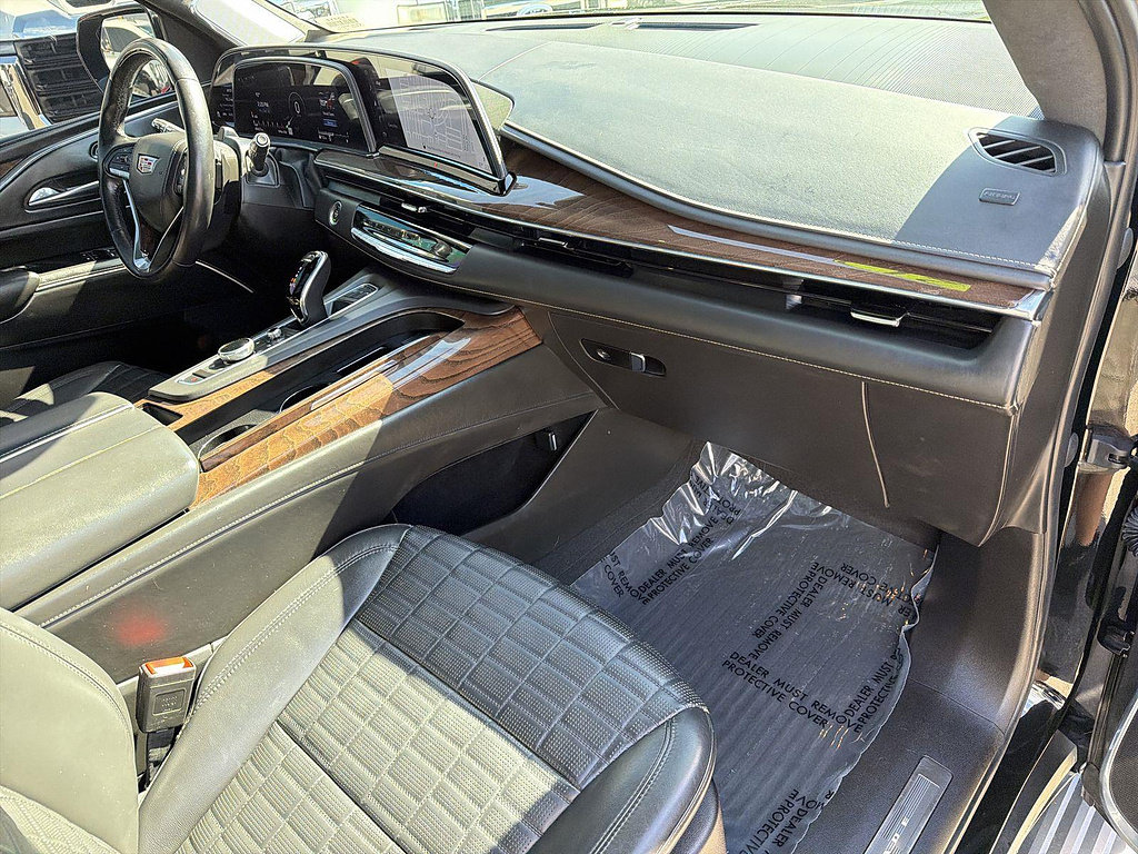 Used 2021 Cadillac Escalade Sport Platinum w/ Heavy-Duty Trailer Package AWD/4WD image 29