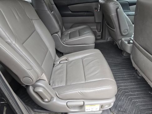 Used 2015 Honda Odyssey Touring Elite image 18