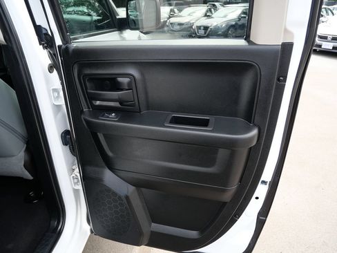 Used 2018 RAM 1500 Express w/ Express Value Package AWD/4WD image 24