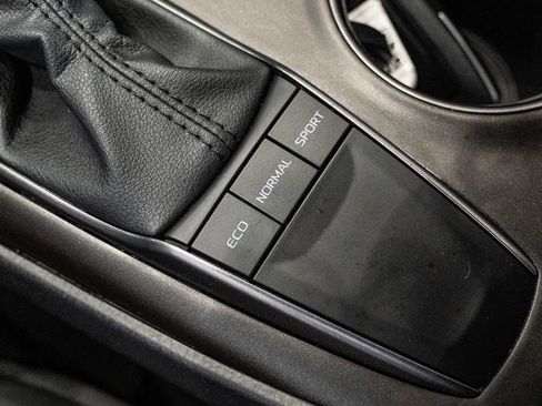 Used 2024 Toyota Camry SE w/ Convenience Package FWD image 24