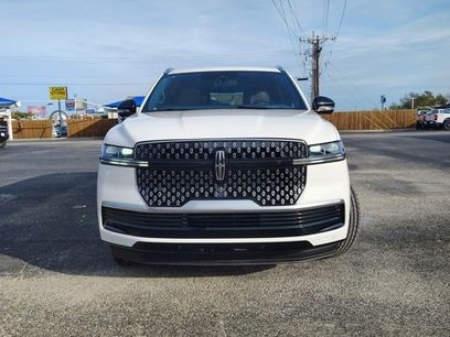 New 2025 Lincoln Navigator Reserve