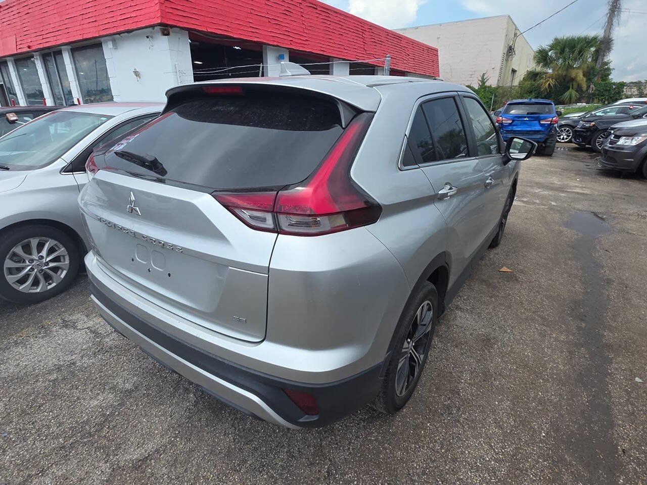 Used 2022 Mitsubishi Eclipse Cross SE FWD image 11