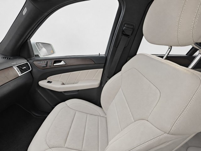 Used 2015 Mercedes-Benz GL 320 BlueTEC 4MATIC image 27